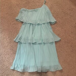 NWOT Pants Store Tier Ruffle One Shoulder Dress